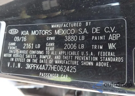 2017 Kia Forte Lx z USA, uszkodzony, nr VIN 3KPFK4A77HE062425